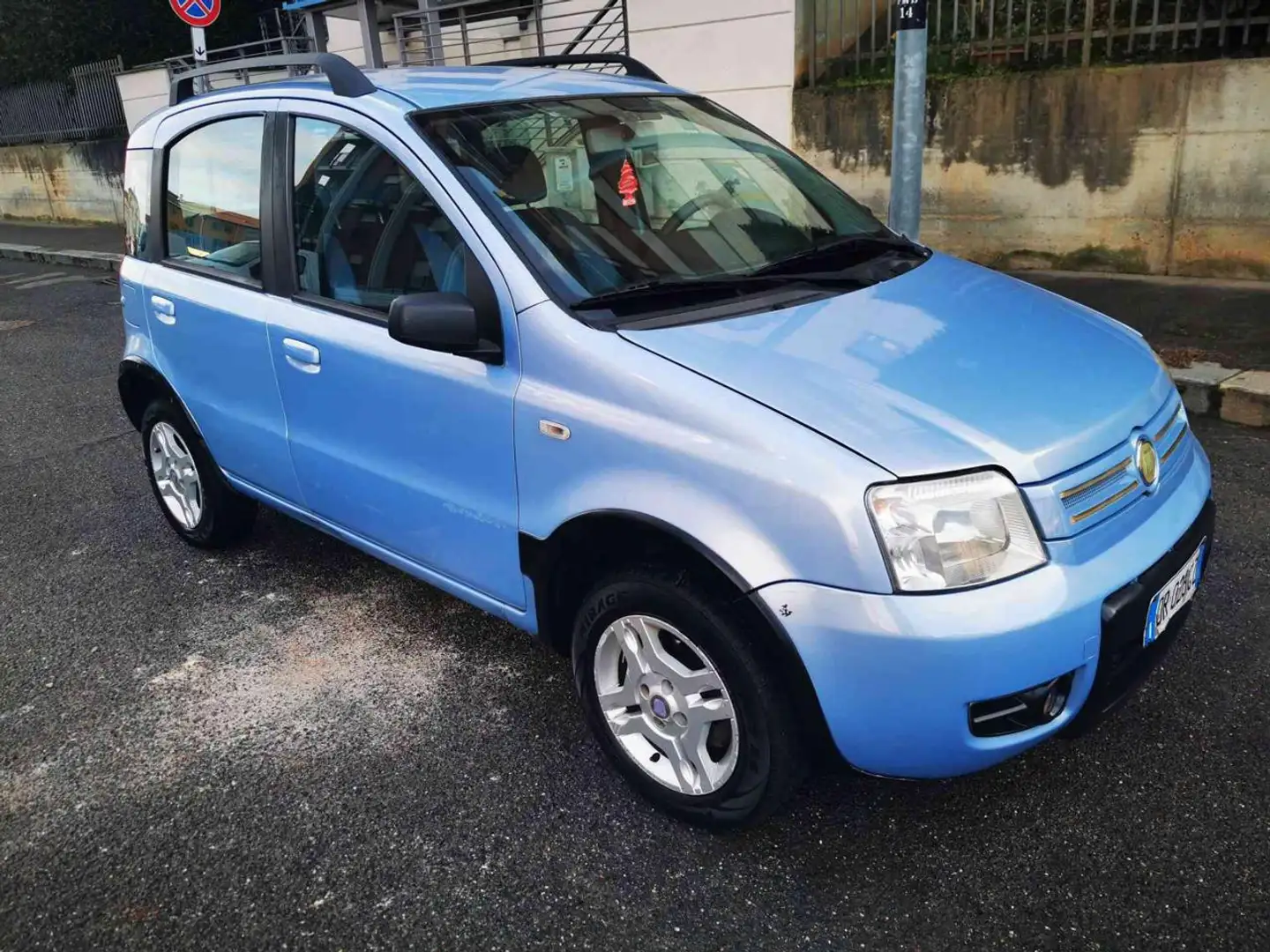 Fiat Panda 1.2 Climbing Natural Power Blauw - 1