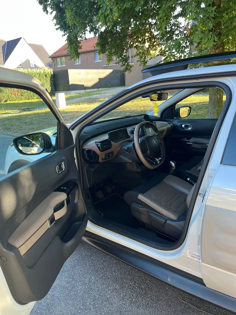 Citroen C4 Cactus PureTech 82 BVM Blanc - 2