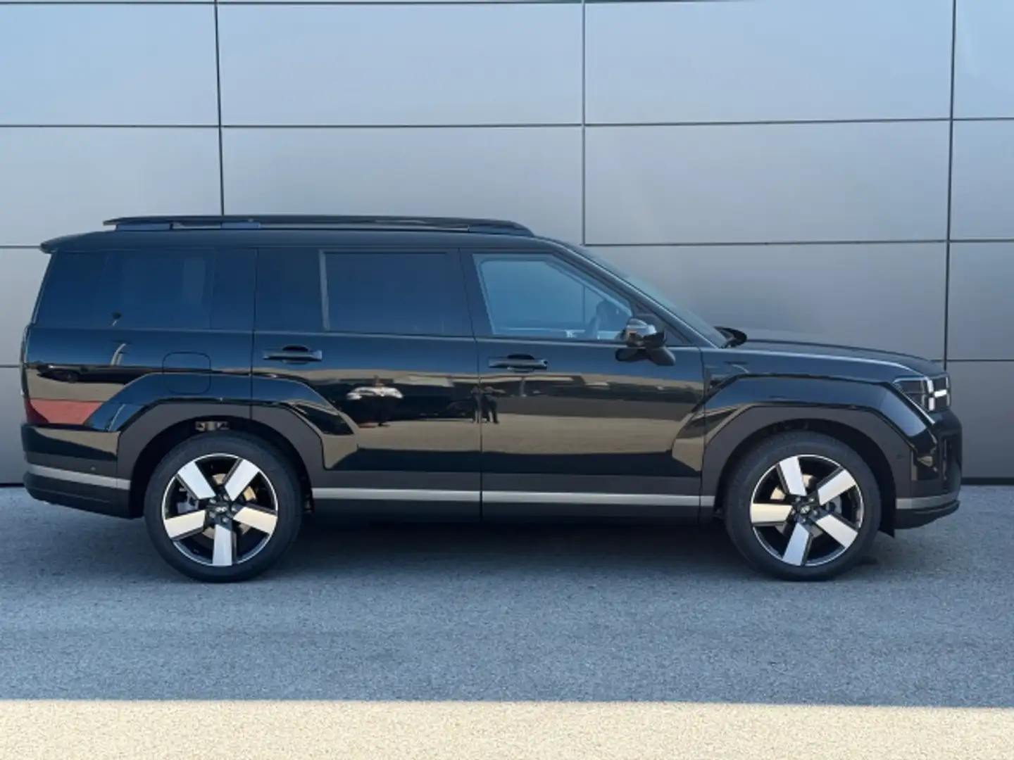 Hyundai SANTA FE (MX5) Prestige Line 1,6 T-GDI PHEV 4WD Schwarz - 2