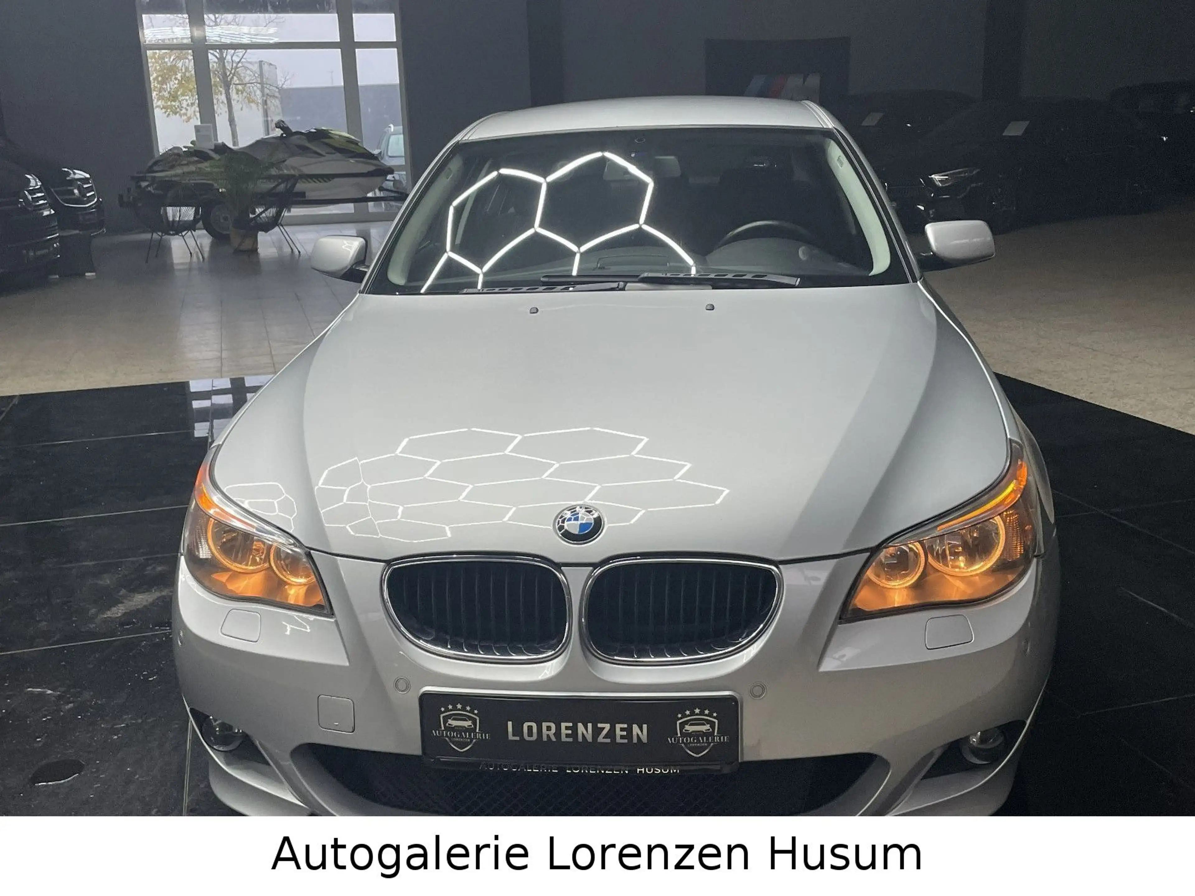 BMW 520 i — photo 4