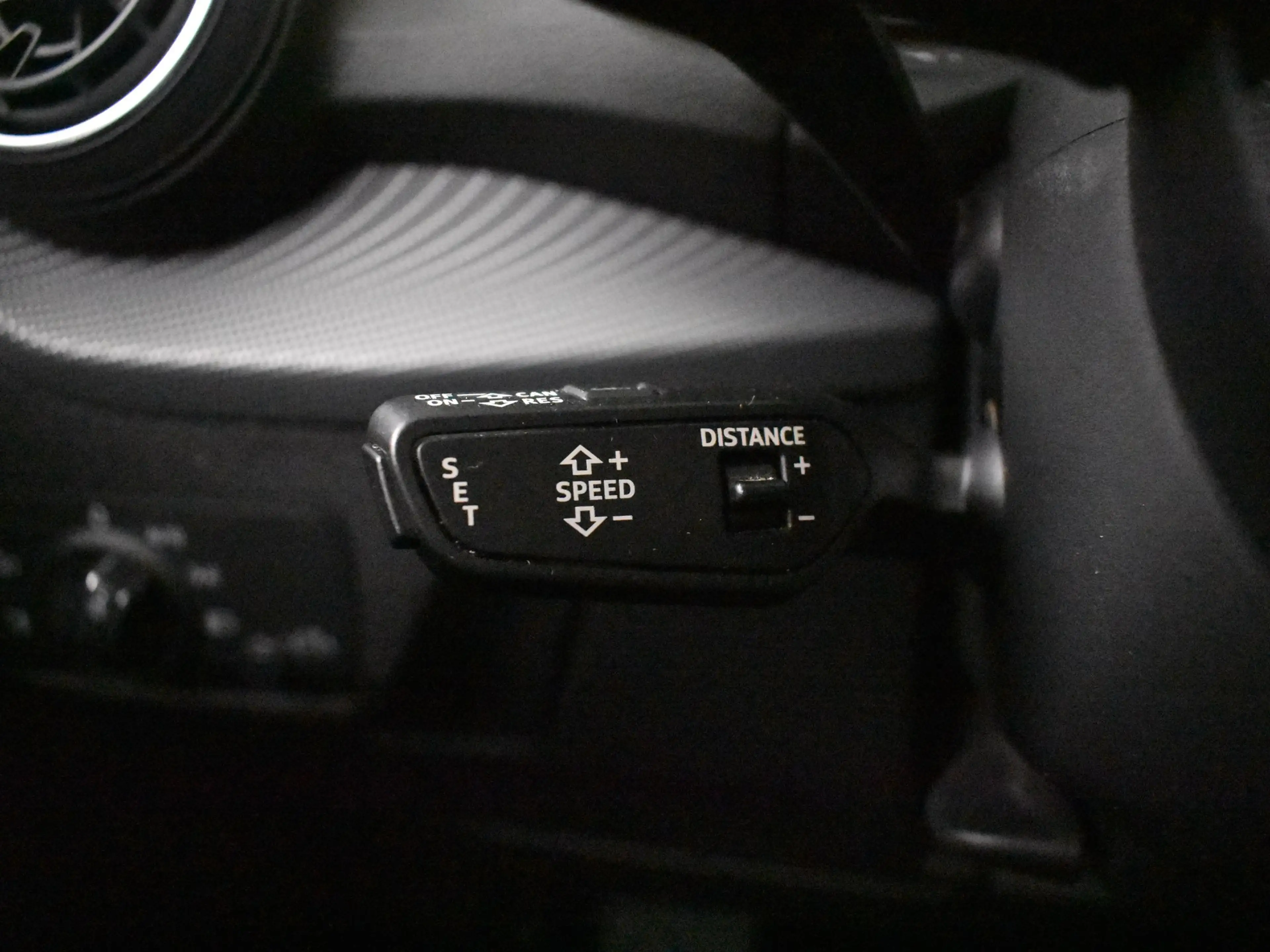 Audi Q2 1.4 TFSI CoD Launch Edition S-Line 150PK AUTO | El — photo 24