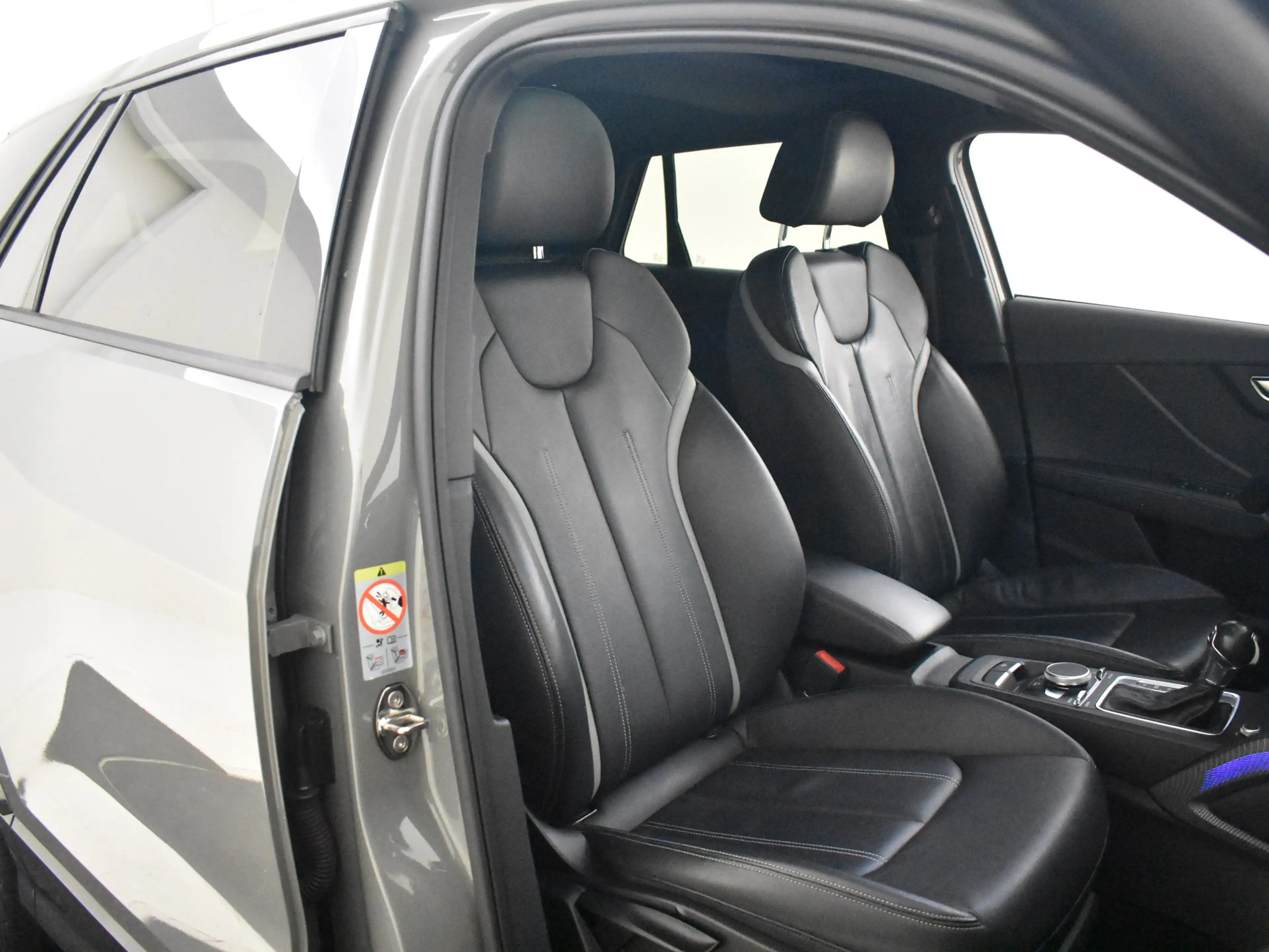 Audi Q2 1.4 TFSI CoD Launch Edition S-Line 150PK AUTO | El — photo 17