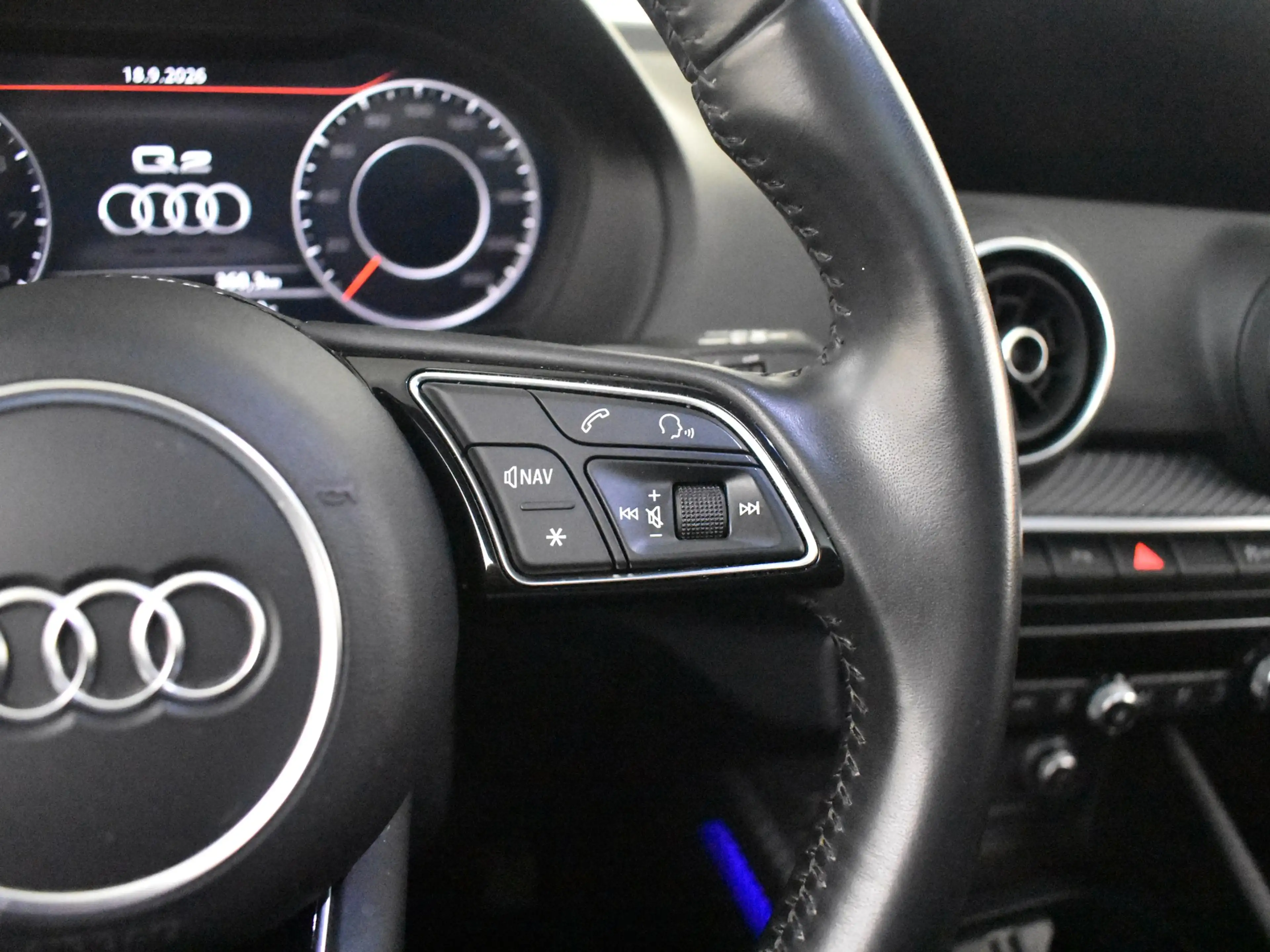 Audi Q2 1.4 TFSI CoD Launch Edition S-Line 150PK AUTO | El — photo 12