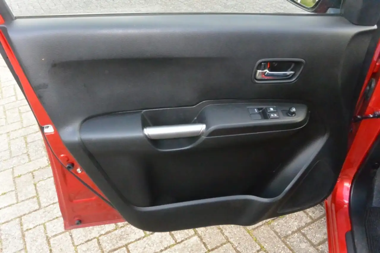 Suzuki Ignis 1.2 Comfort Smart Hybrid 5-persoons 12