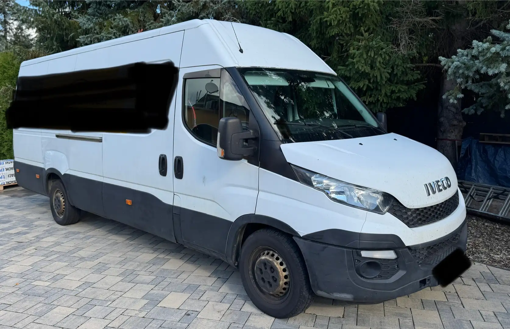 Iveco Daily 35 S 15 / 2.3 D - 1