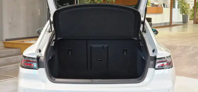 Volkswagen Arteon view 9