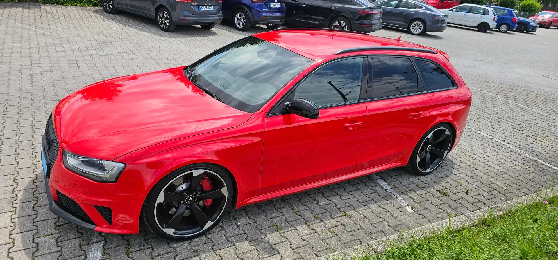 Audi RS4 RS4*Avant*4.2*FSI*V8*Quattro*S-tronic*B&O*Carbon* Rot - 2