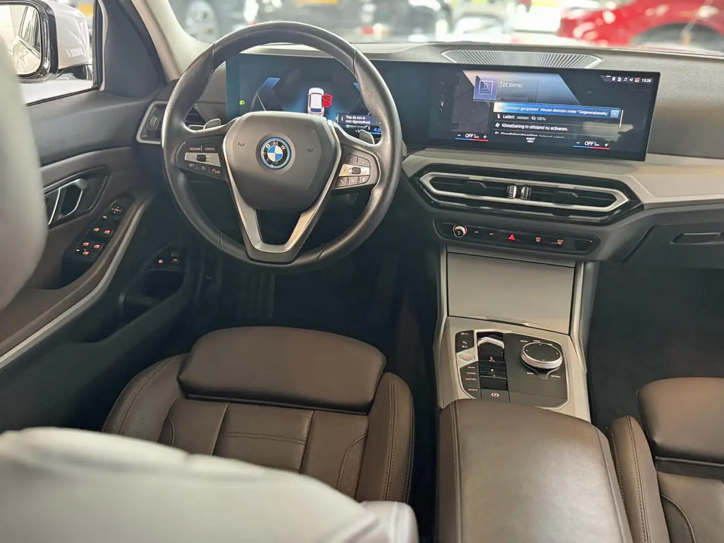 BMW 320 3-serie Touring 320e 150kW PHEV|Sportstoelen|Camer Wit - 2
