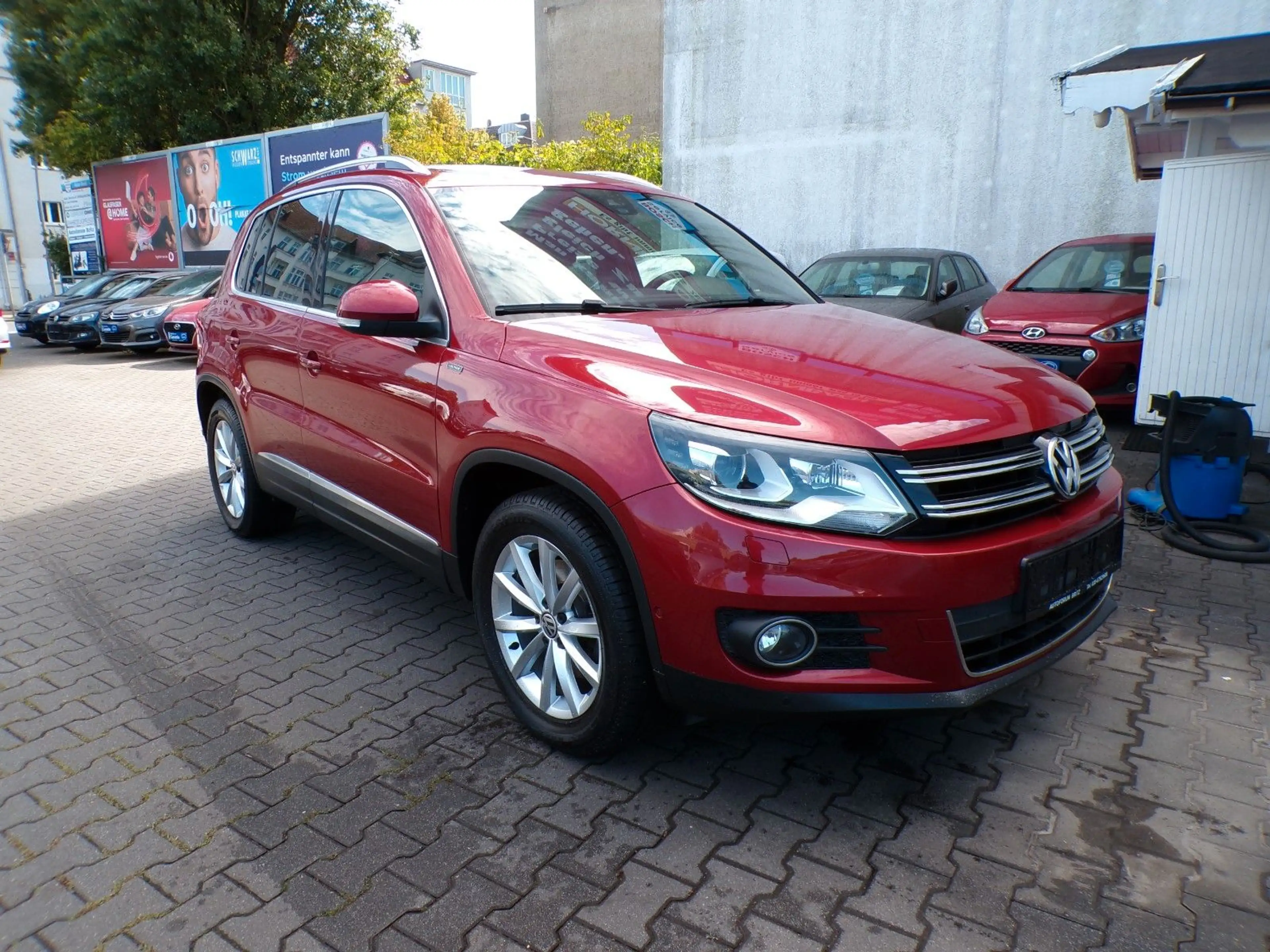 Volkswagen Tiguan 1.4 TSI DSG BMT LOUNGE Sport & Style — photo 3