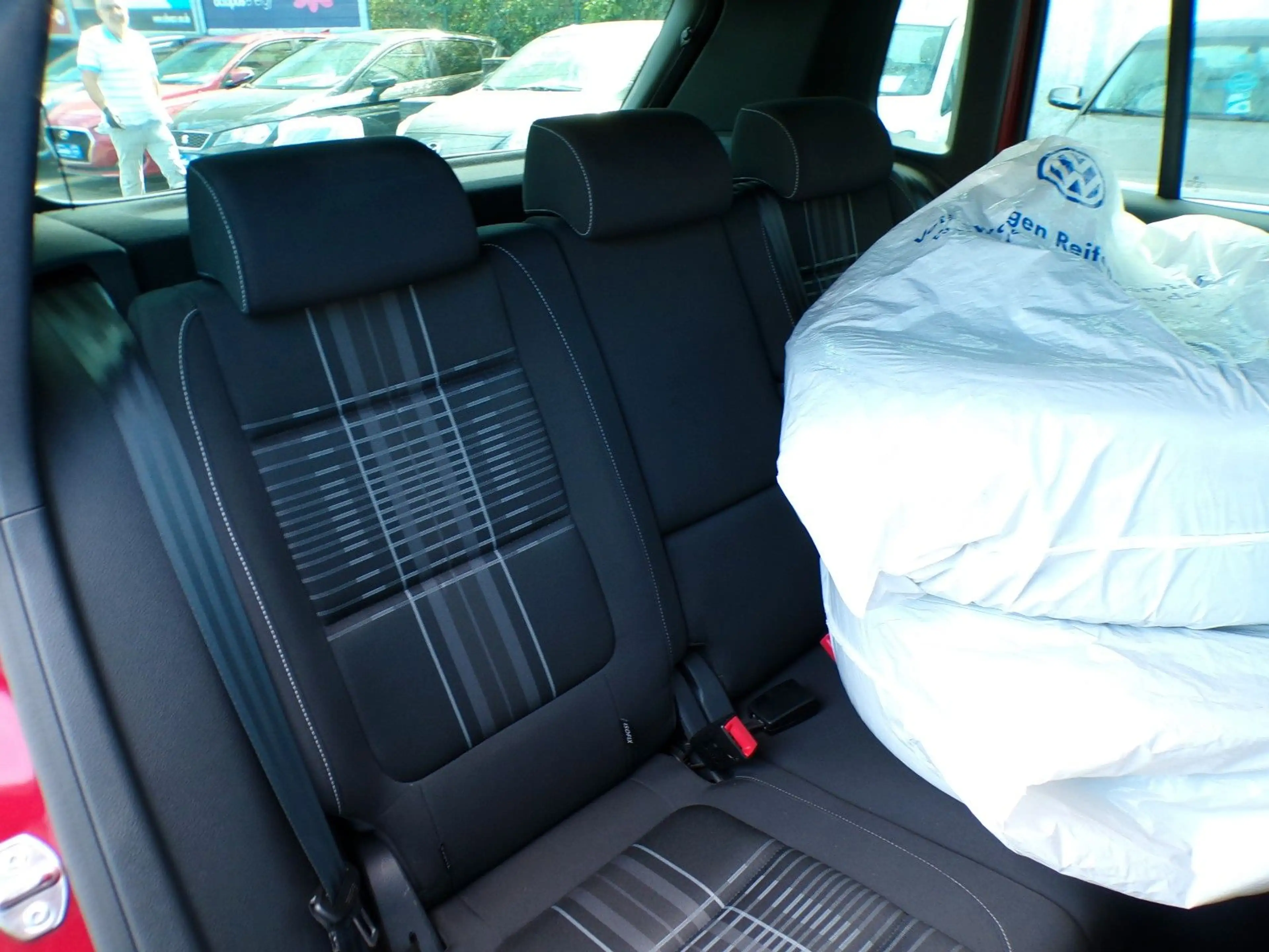 Volkswagen Tiguan 1.4 TSI DSG BMT LOUNGE Sport & Style — photo 13