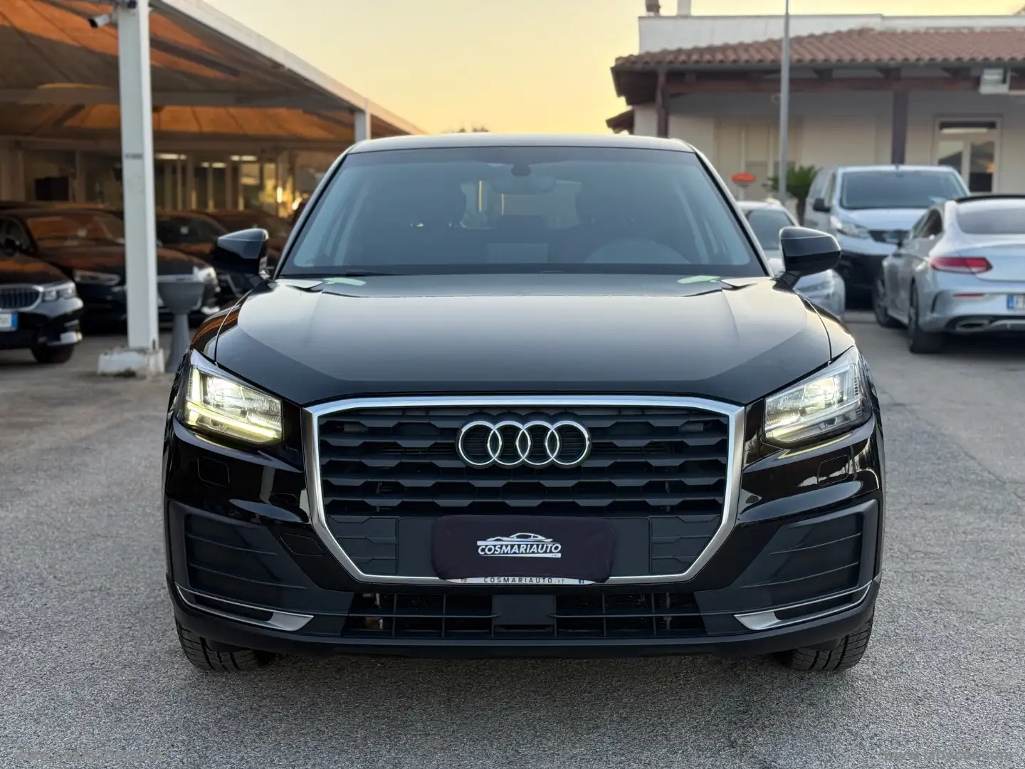 Audi Q2 30 TDI S tronic Business Design Noir - 2