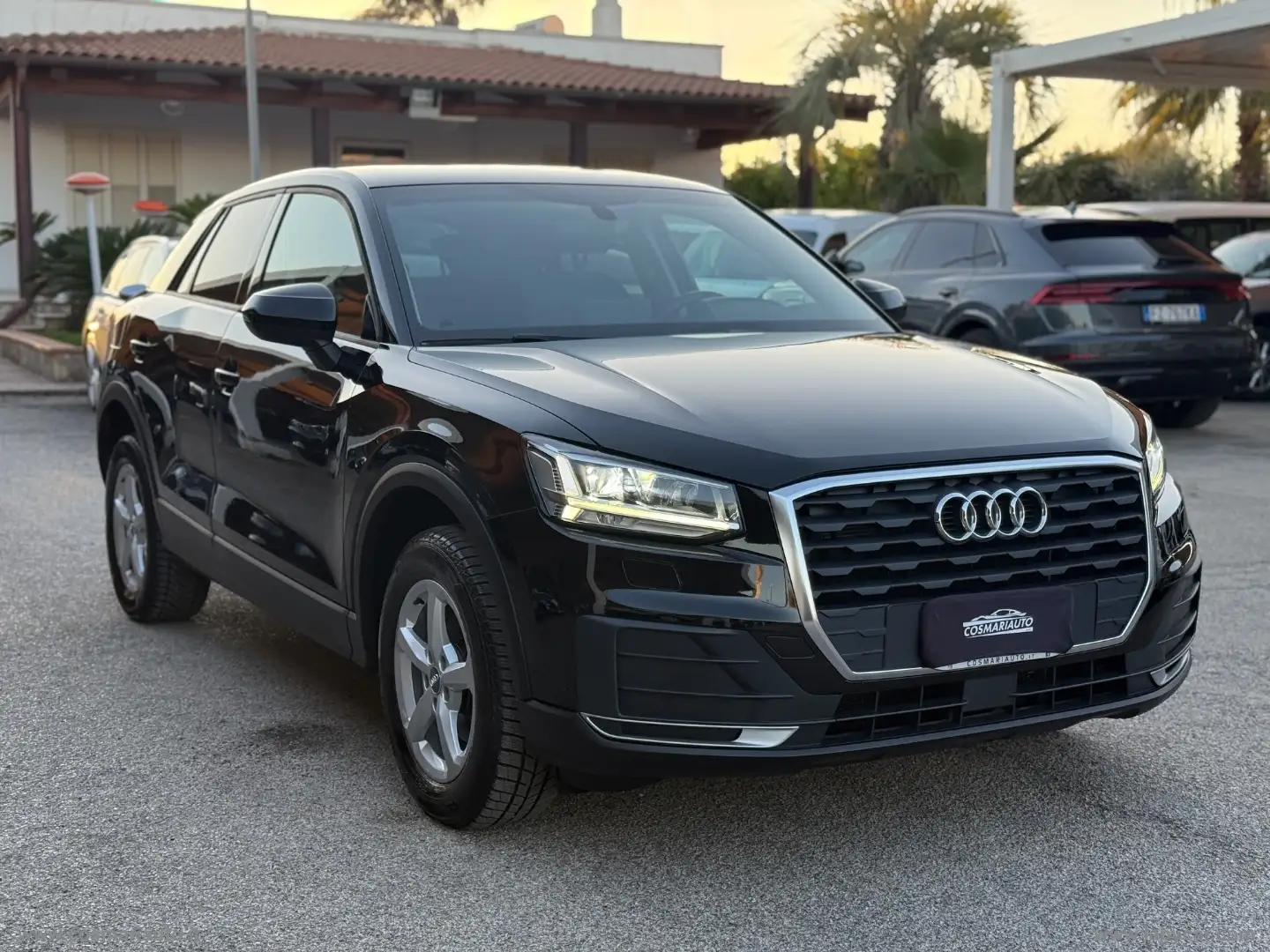 Audi Q2 30 TDI S tronic Business Design Noir - 1