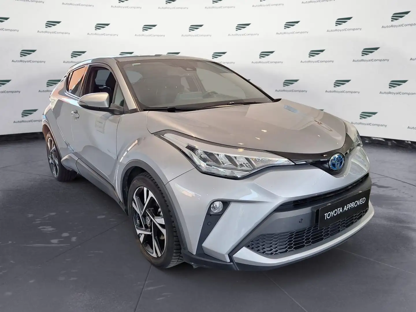 Toyota C-HR 1.8 Hybrid E-CVT Trend Argent - 1