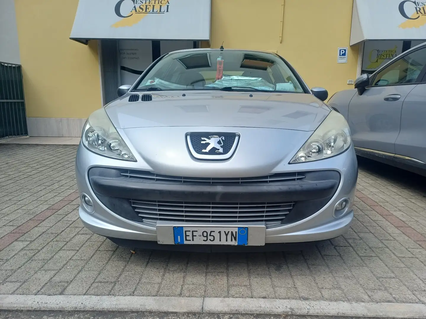 Peugeot 206 Plus 5p 1.1 Urban - 2