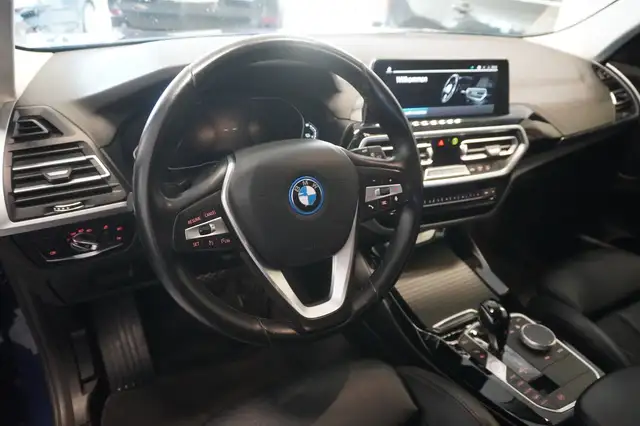 BMW X3 view 7