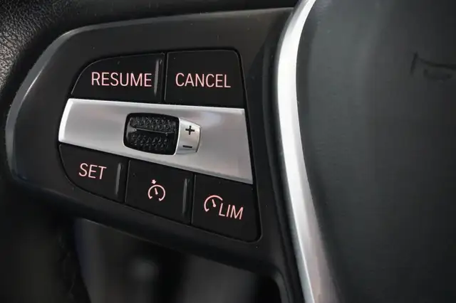BMW X3 view 12
