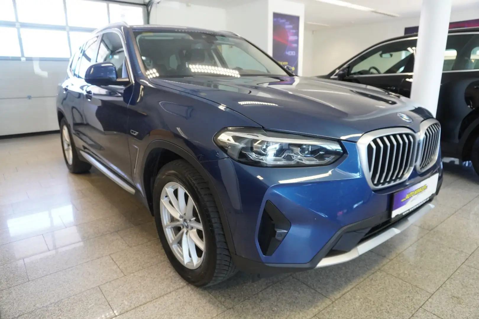 BMW X3 xDrive30e PHEV Aut. MY23/LED/ Navi Prof. Blau - 2