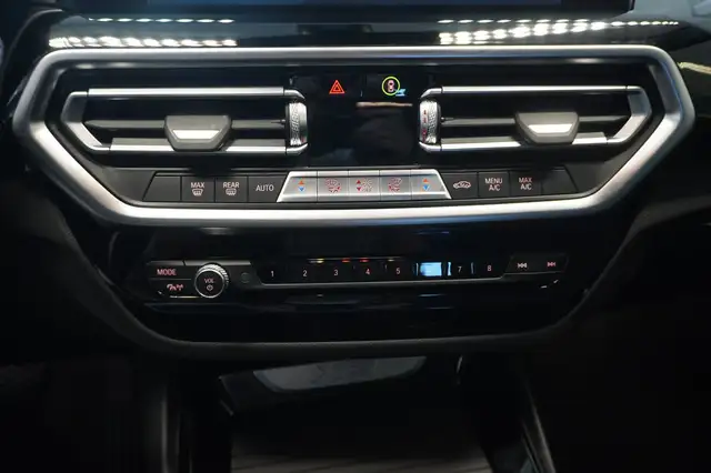 BMW X3 view 13