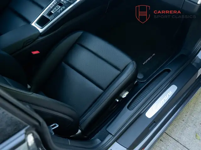 Porsche 991 view 10