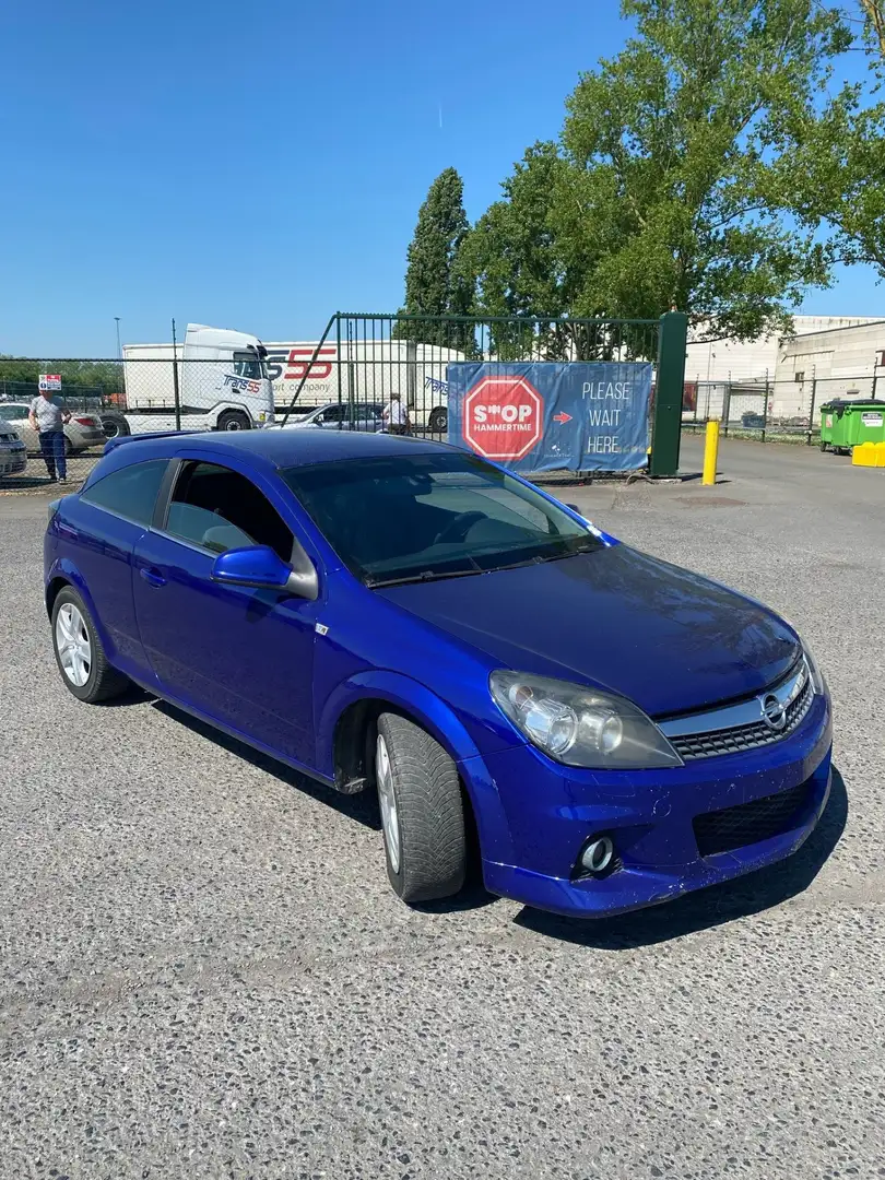 Opel Astra GTC 1.7 CDTi 2010 - 2