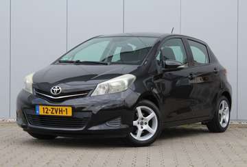 1.0 VVT-i Aspiration | Airco | Trekhaak | Navigati