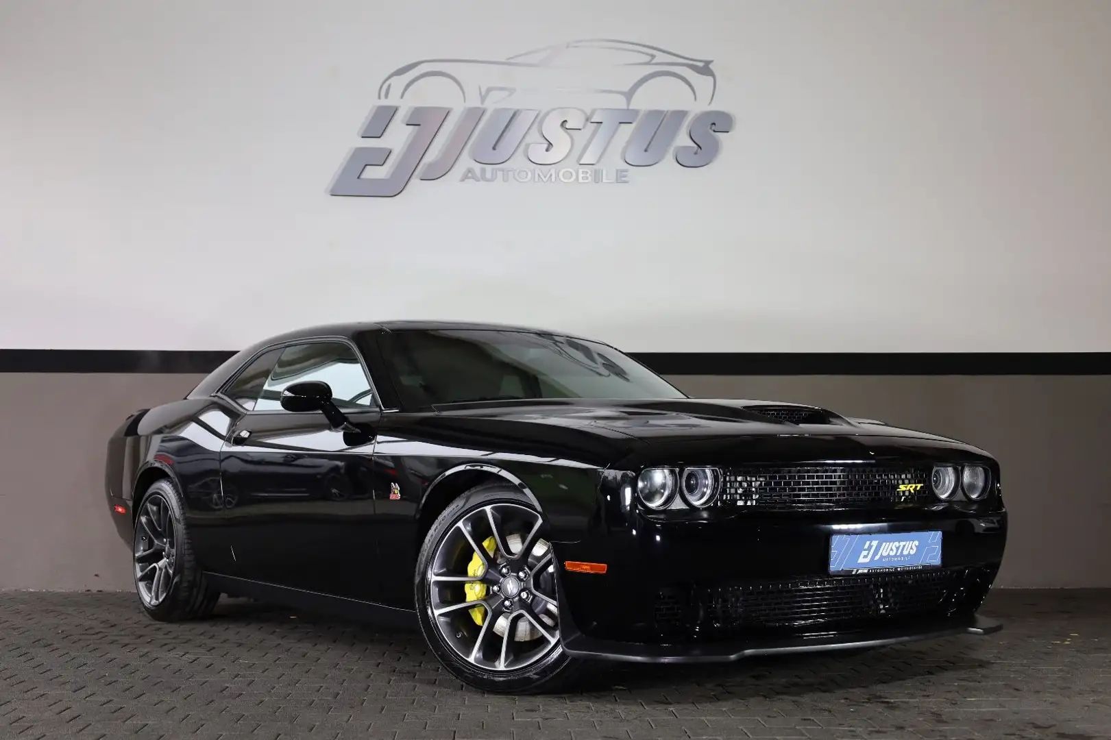 Dodge Challenger 6.4 R/T ScatPack/PerfPages/Alpine/R20 Zwart - 1