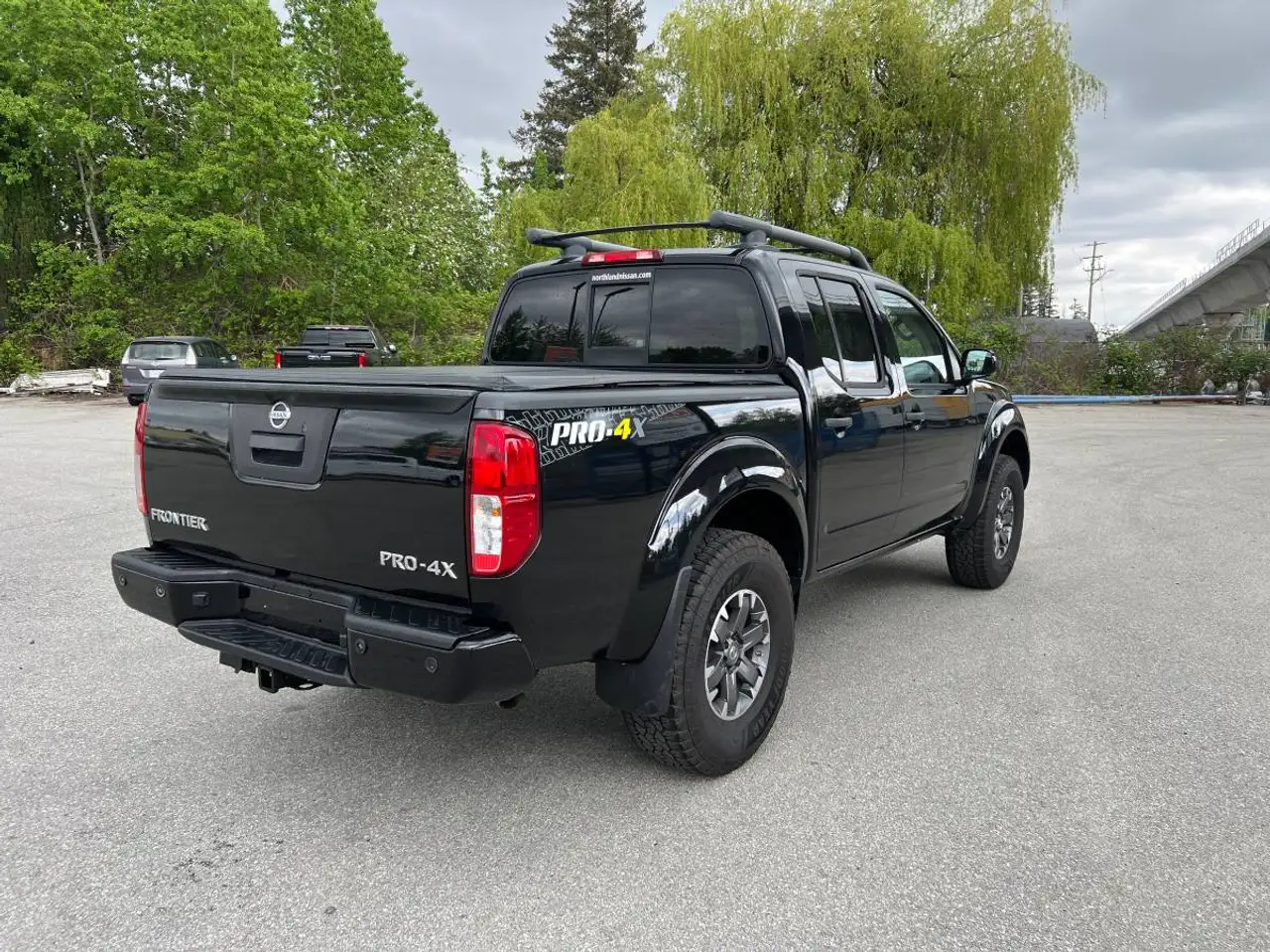 Nissan Frontier снимка Nissan Frontier