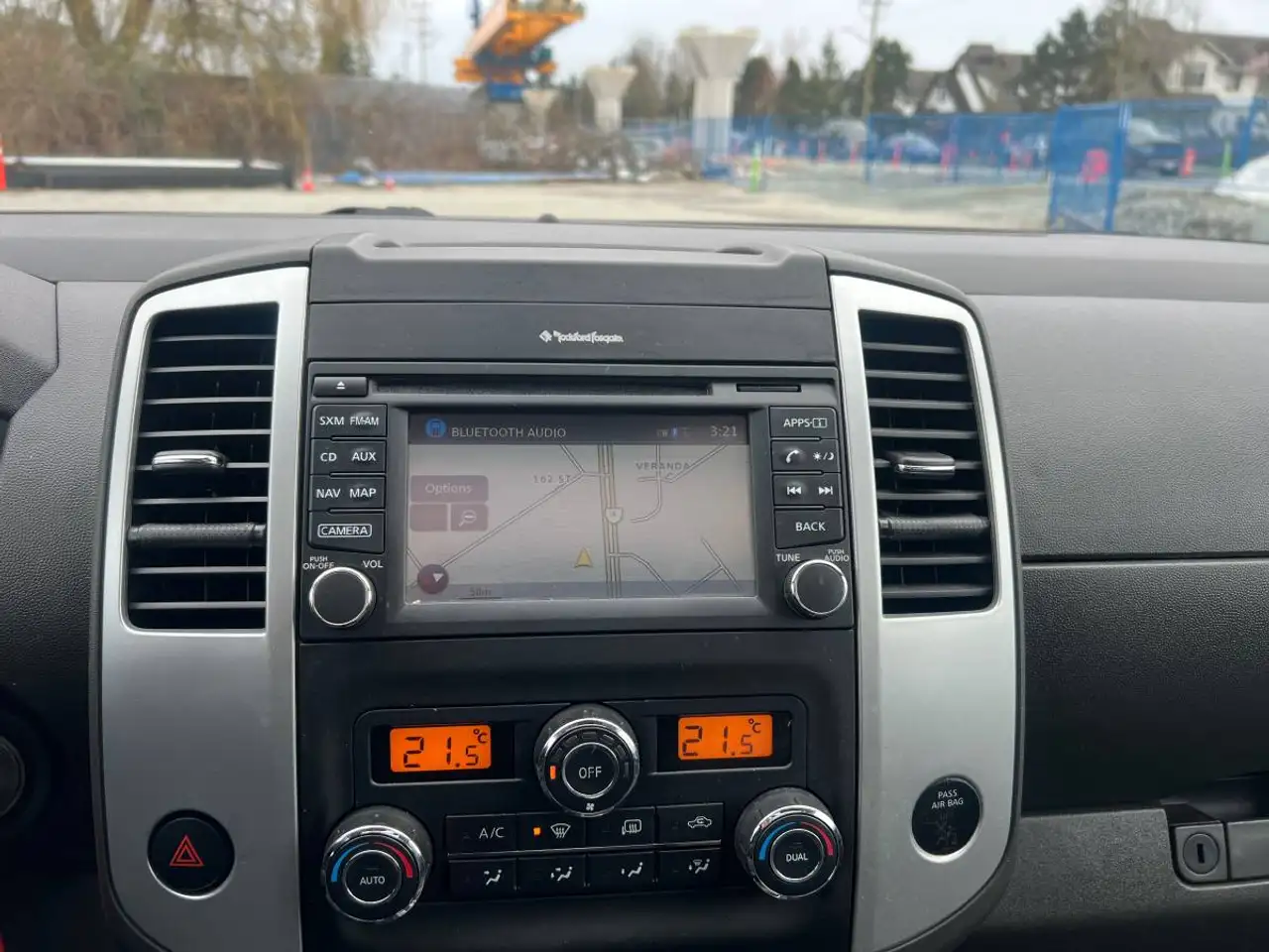 Nissan Frontier снимка Nissan Frontier