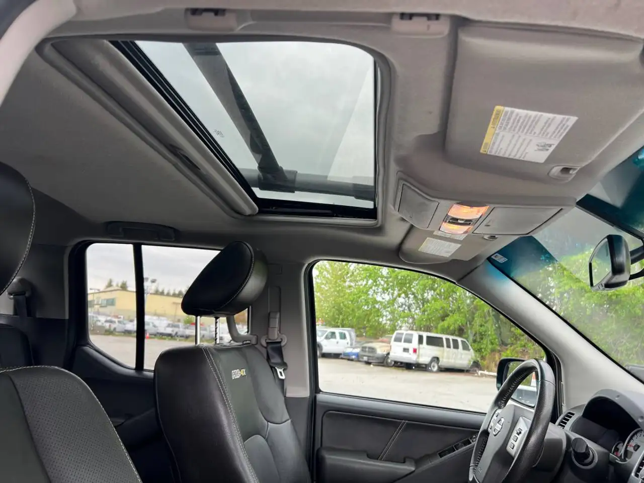 Nissan Frontier снимка Nissan Frontier