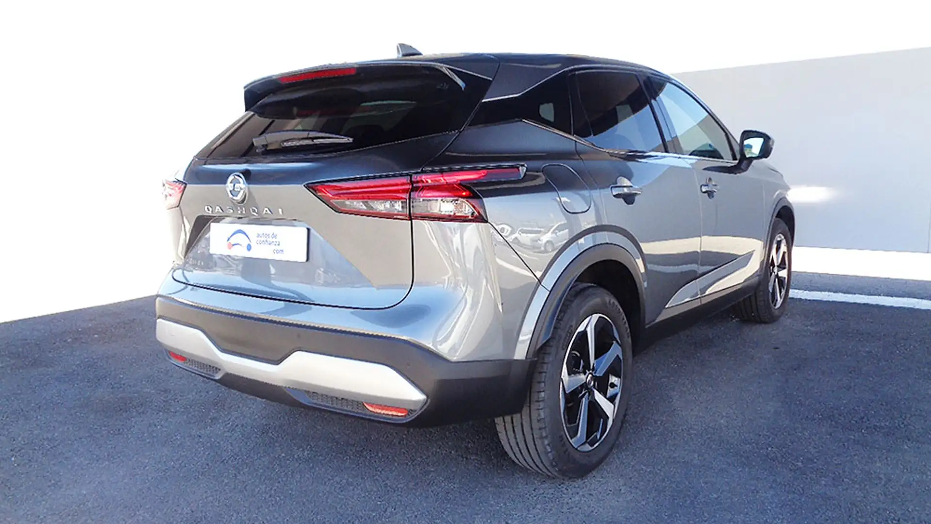 Nissan Qashqai DIG-T NCONECTA MHEV X-TRONIC - 2