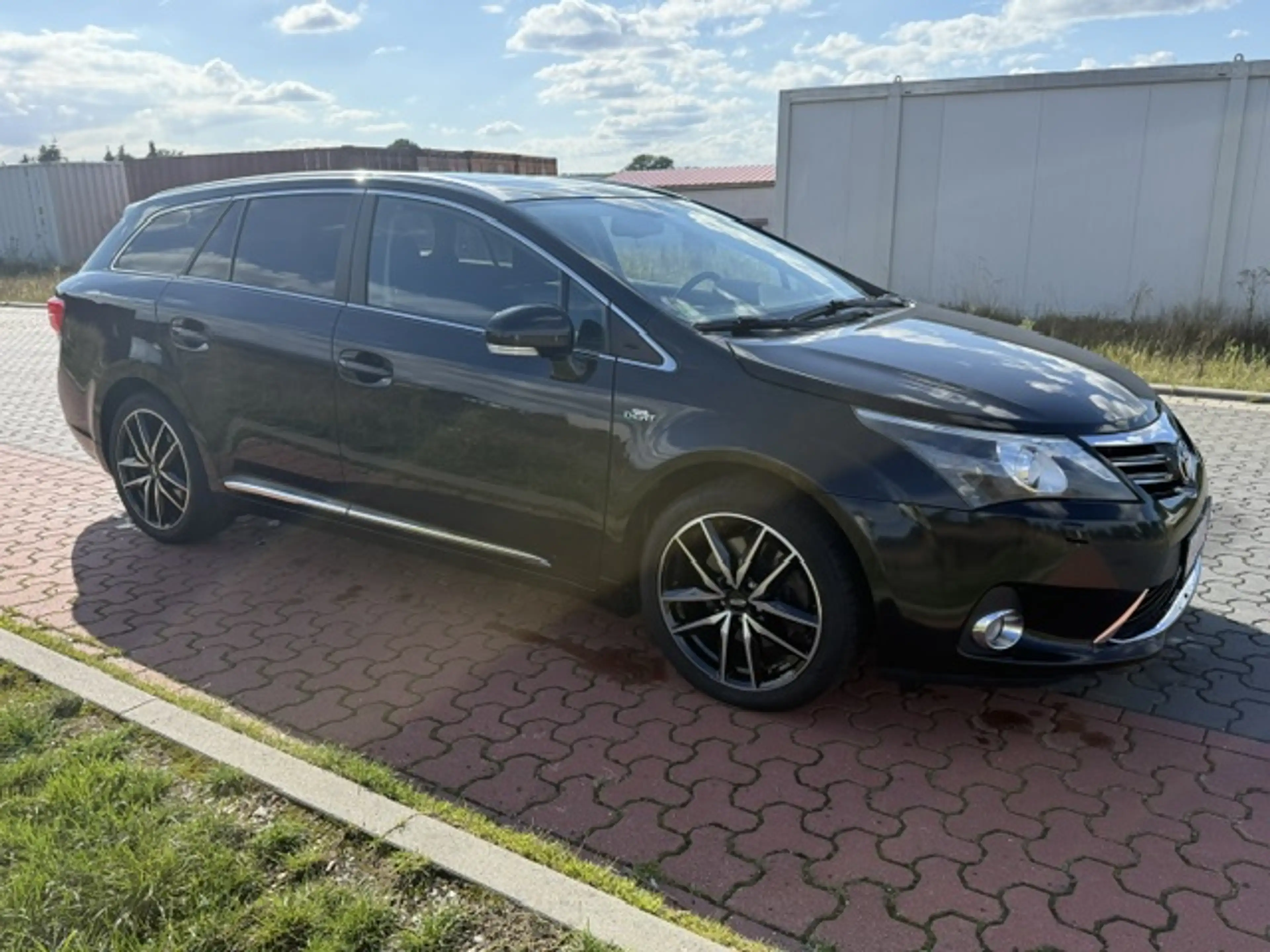 Toyota Avensis Executive+ — photo 6