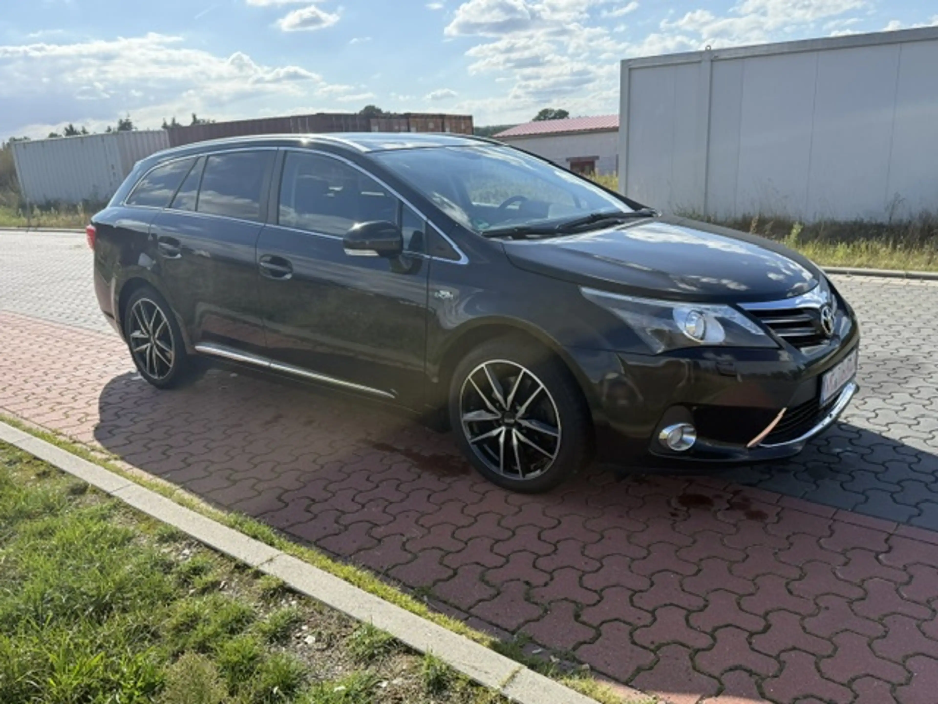 Toyota Avensis Executive+ — photo 7