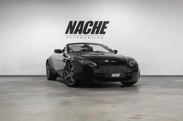 Aston Martin Roadster