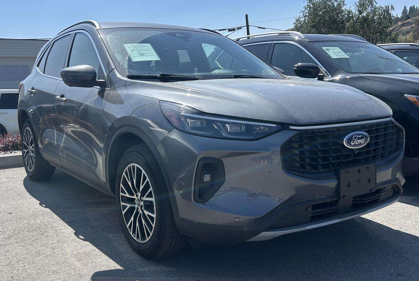 Black 2023 Ford Escape Hybrid Plug-in SUV / Crossover Front-Wheel Drive Automatic