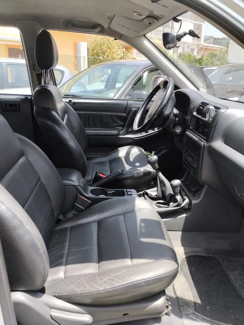 Opel Frontera Station Wagon 2.2 dti 16v Edition2000 - 2
