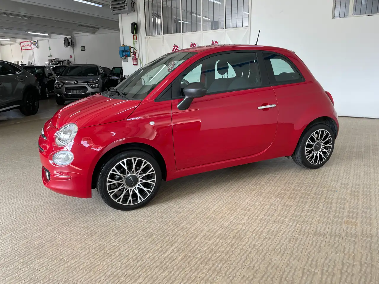 Fiat 500 1.0 hybrid 70cv 2024 Cerchi 16"+Sensori +Fendi 4