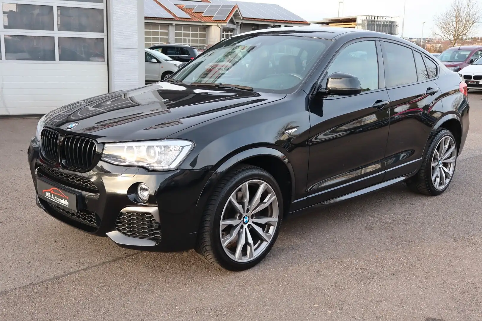 BMW X4 M40i Sport Aut. Head Up_Kamera_NaviProf_20" Schwarz - 1