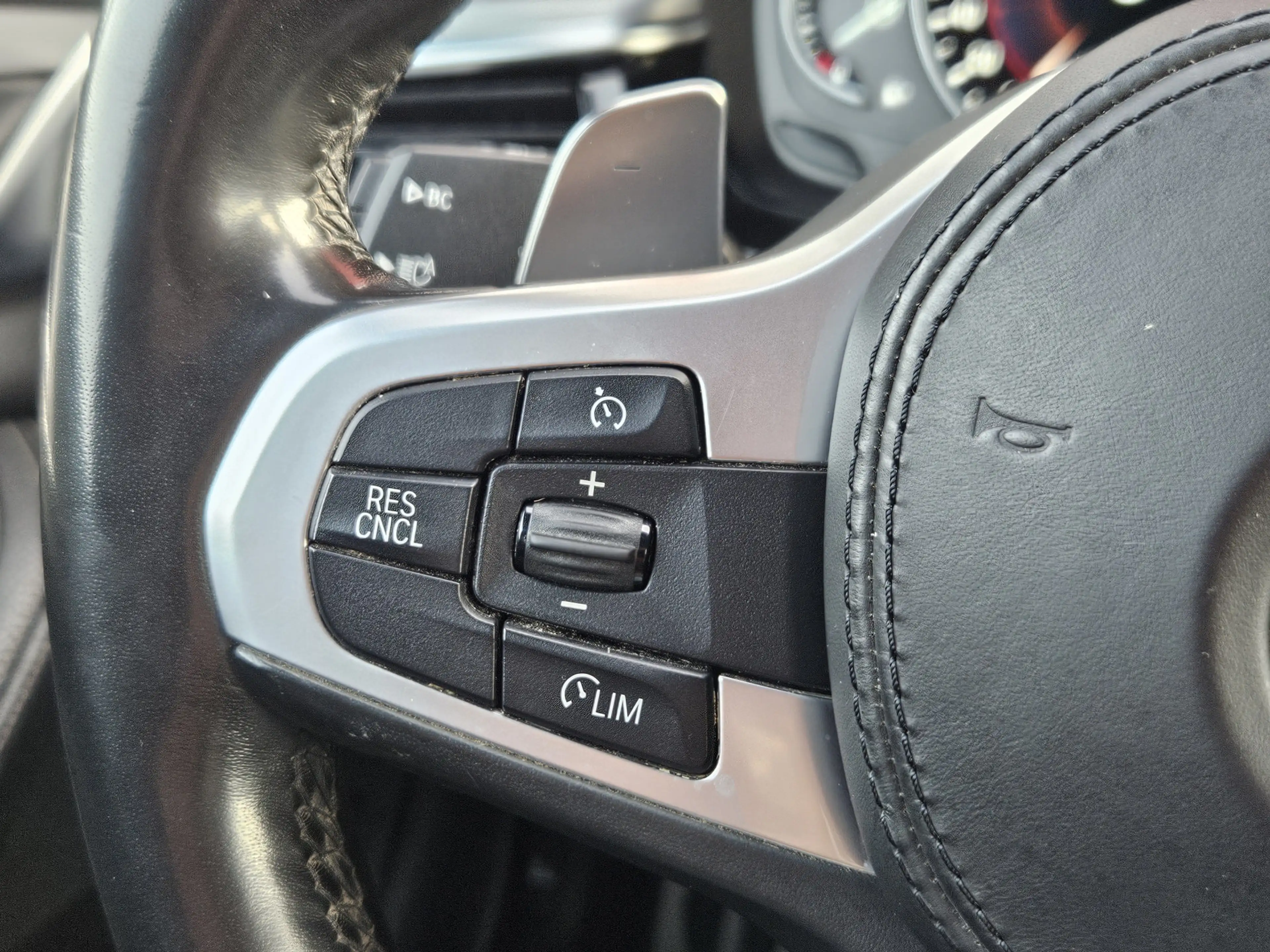 BMW M550 5-serie M550i xDrive High Executive | Head-up | El — photo 15