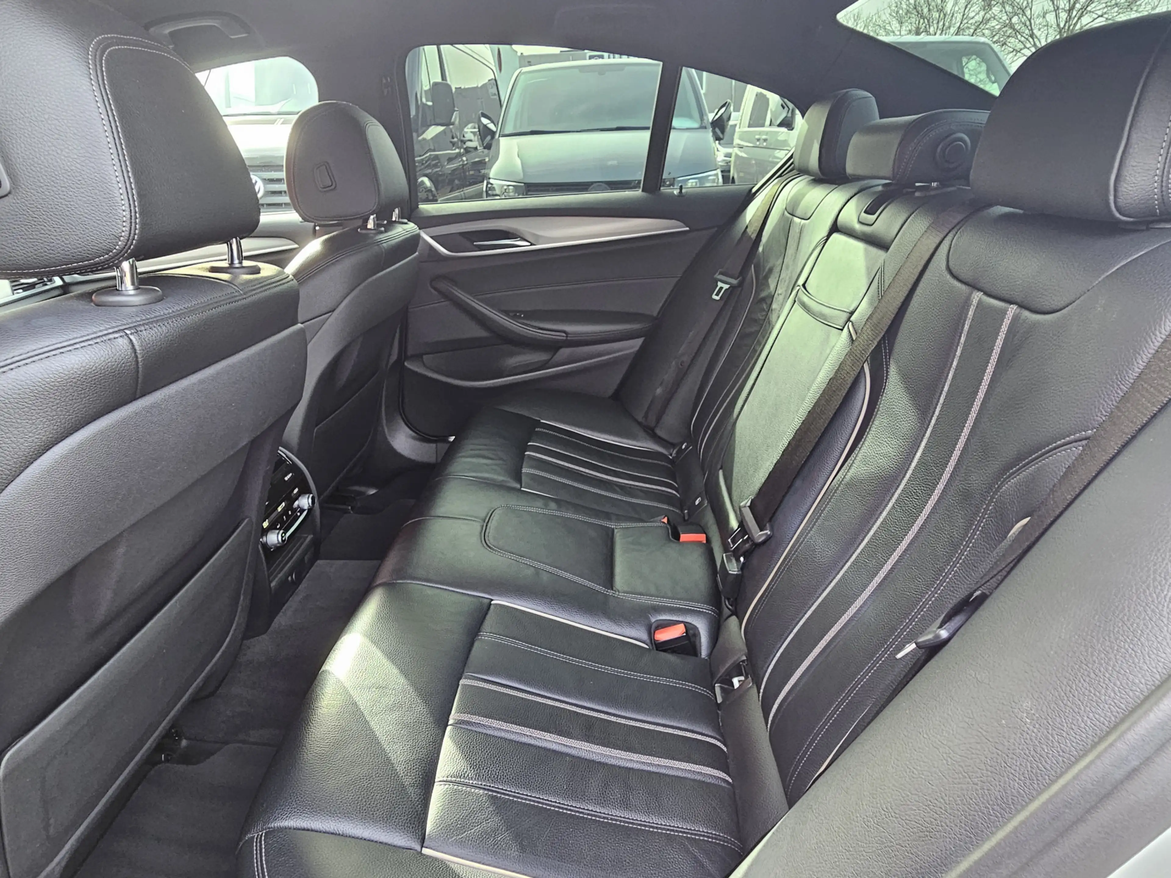 BMW M550 5-serie M550i xDrive High Executive | Head-up | El — photo 11