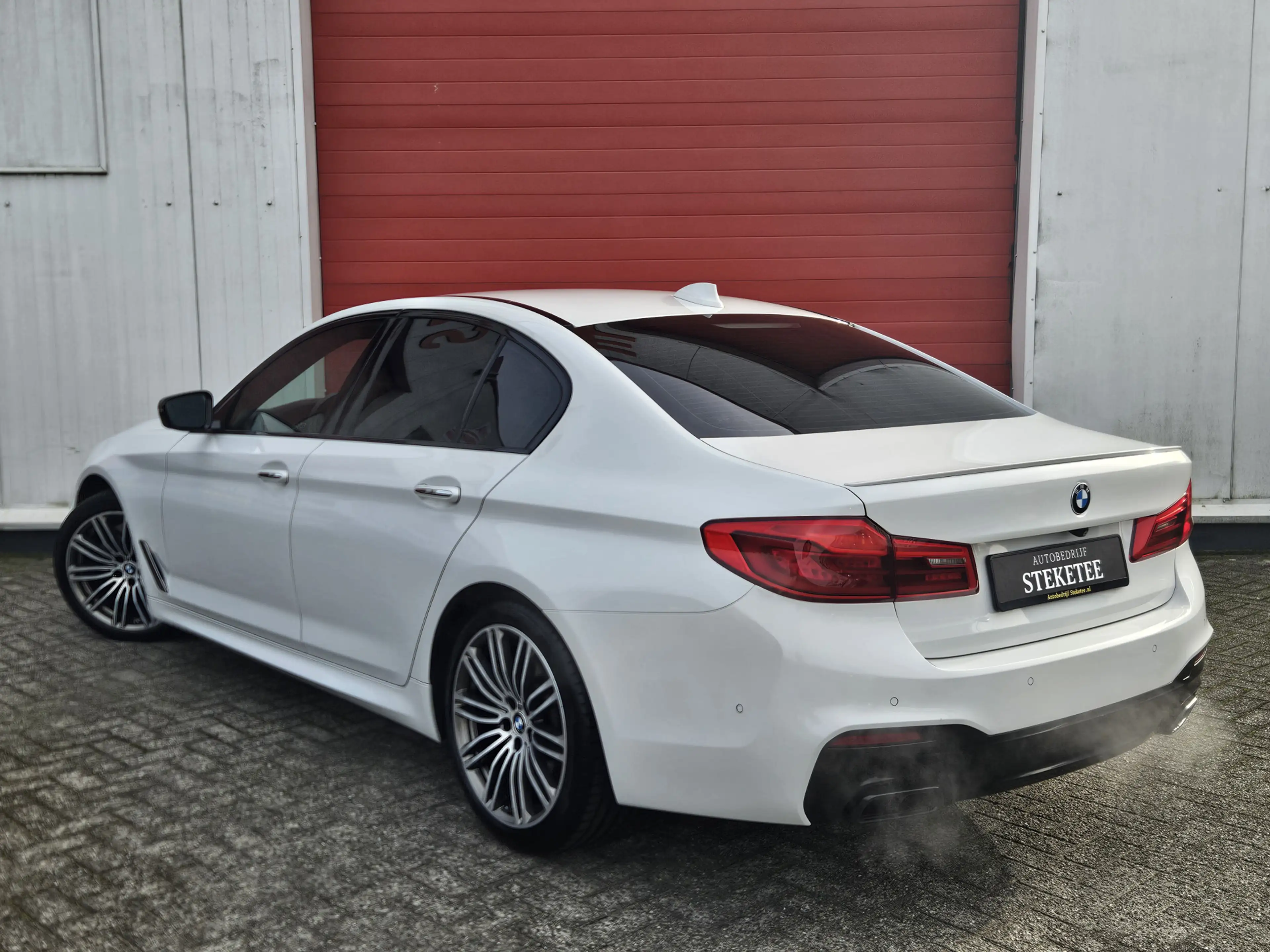 BMW M550 5-serie M550i xDrive High Executive | Head-up | El — photo 2