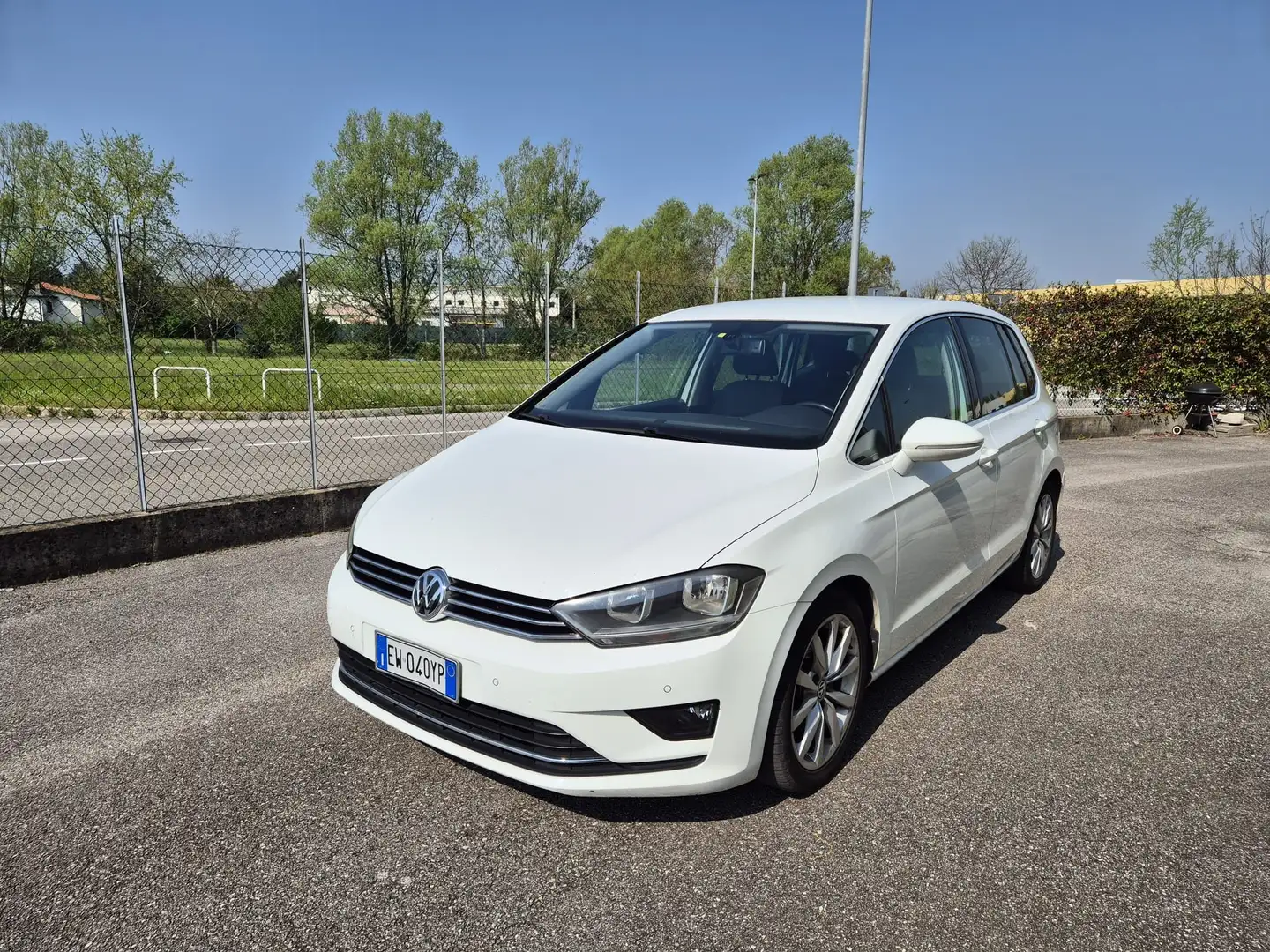 Volkswagen Golf Bianco - 2