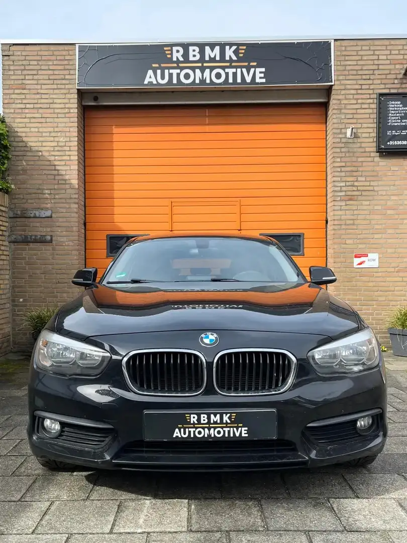 BMW 116 1-serie 116i Zwart - 2