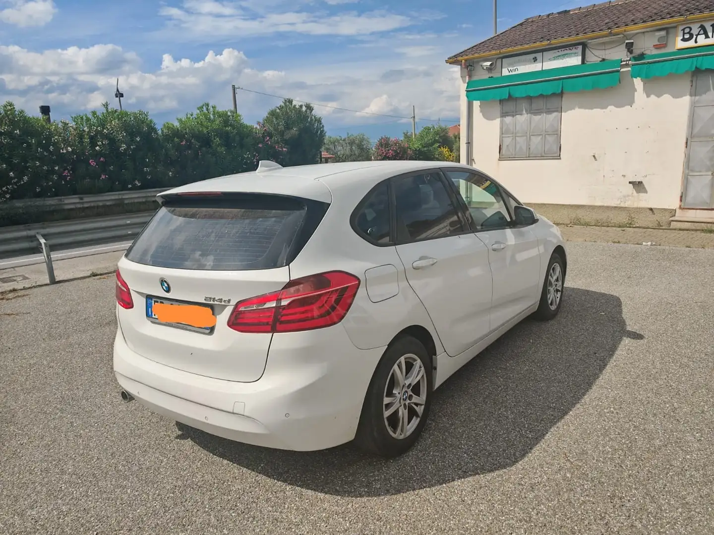 BMW 214 214d Active Tourer Luxury - 1