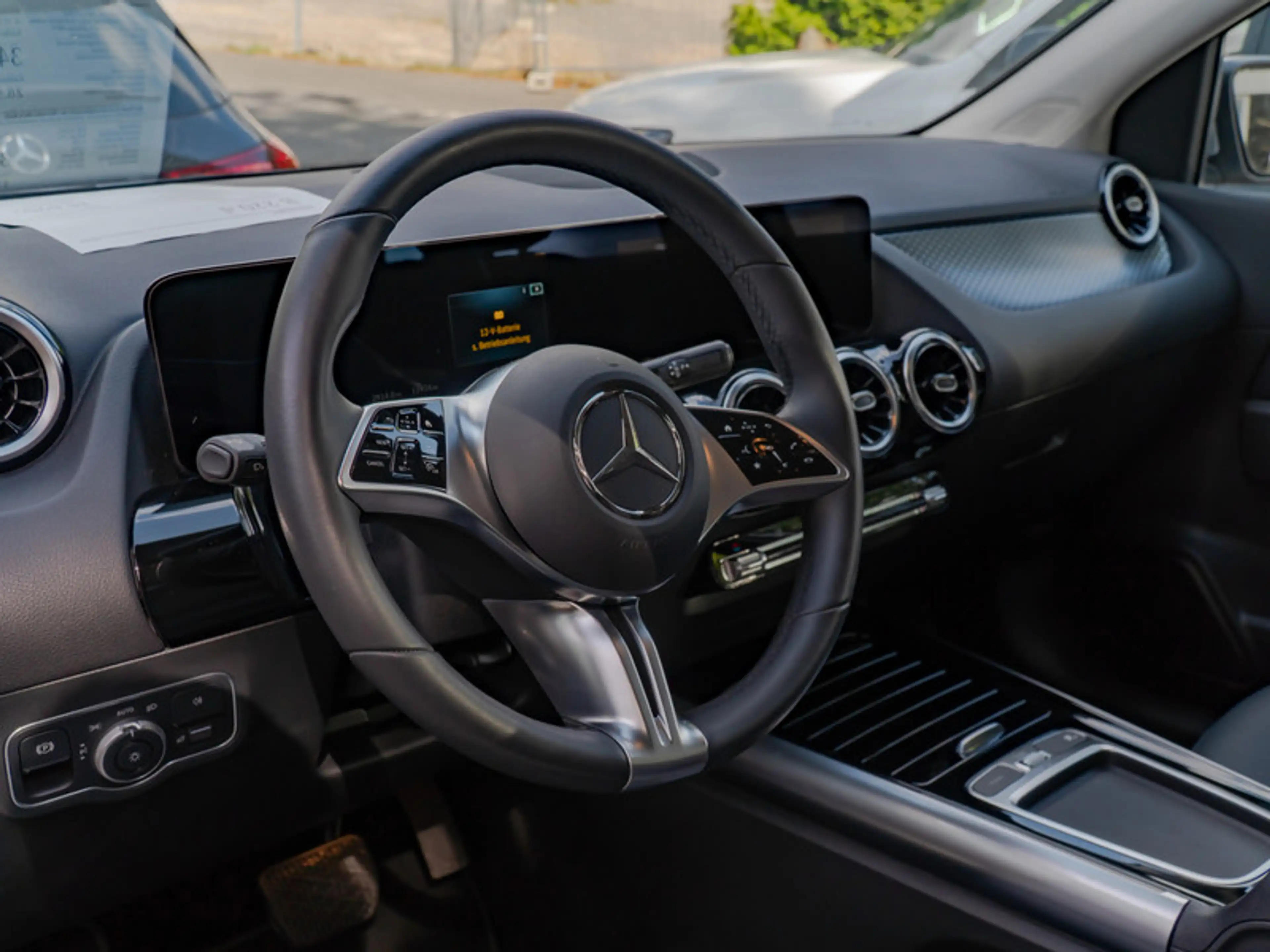 Mercedes-Benz B 220 d Progressive/LED/Cam/Totw/Distr/Winter/17 — photo 12