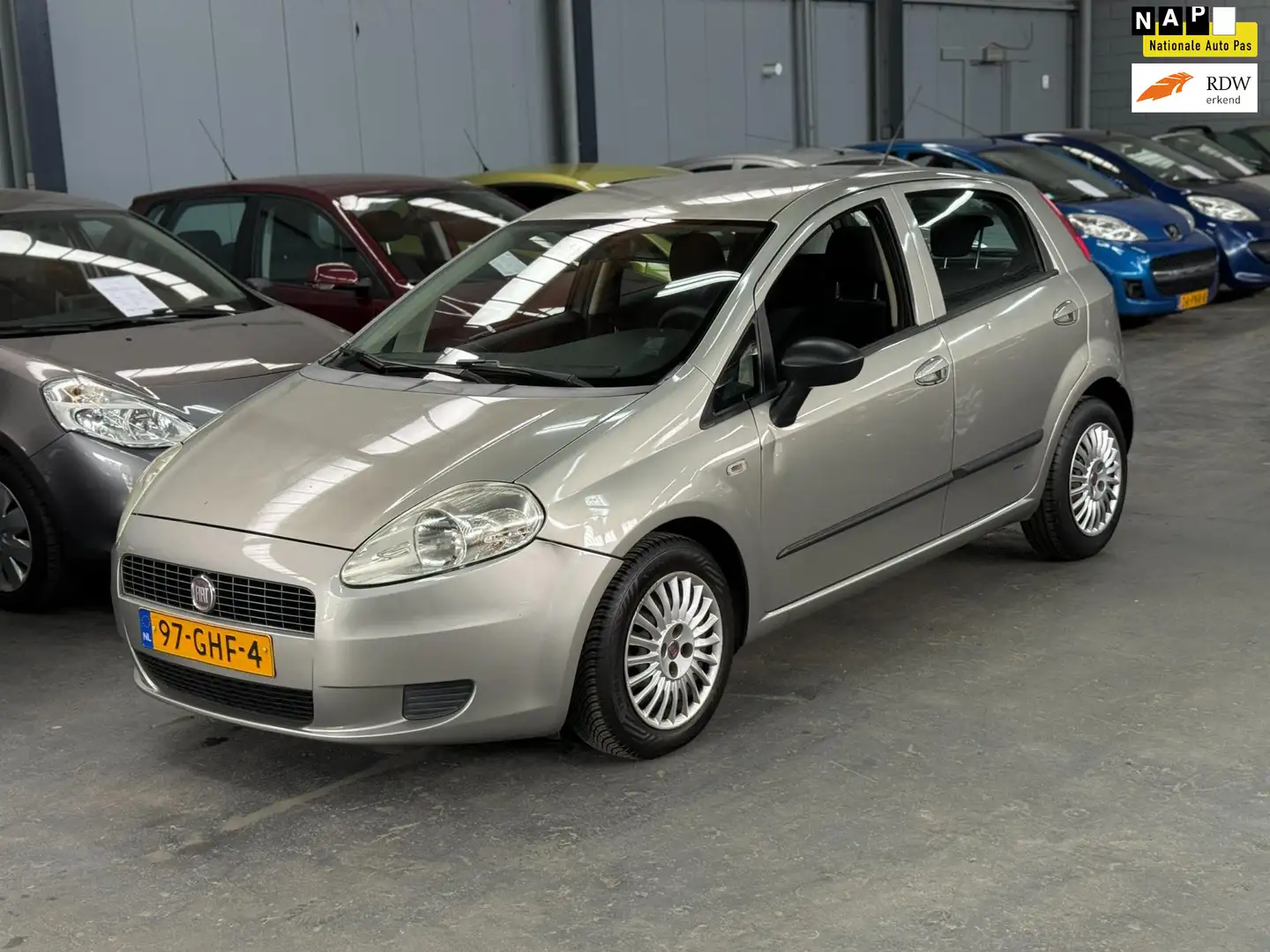 Fiat Grande Punto 1.4 Active APK NAP Grigio - 1