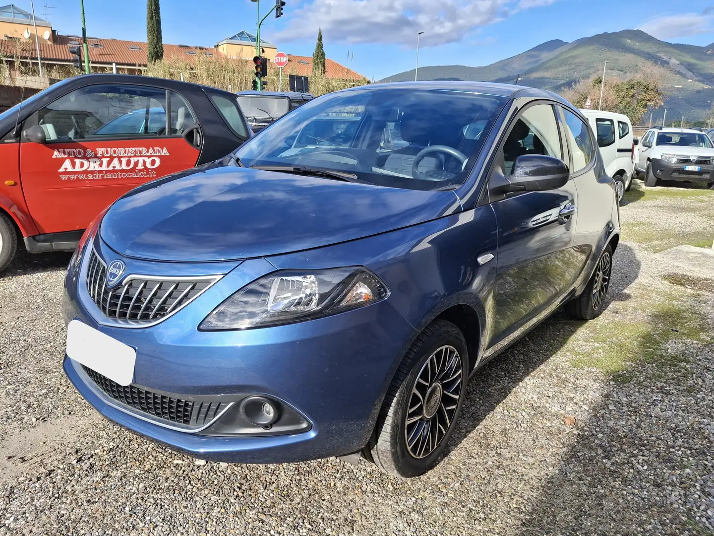 Lancia Ypsilon Ypsilon III 2021 1.2 Ecochic Gpl 69cv Blau - 1