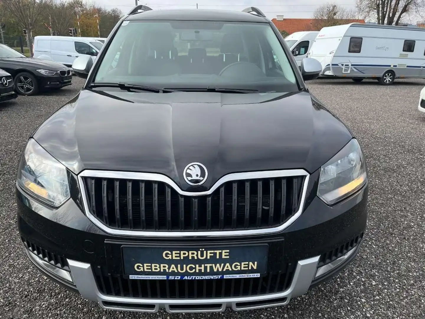 Skoda Yeti Yeti Outdoor 1,2 TSI Active Active Schwarz - 2
