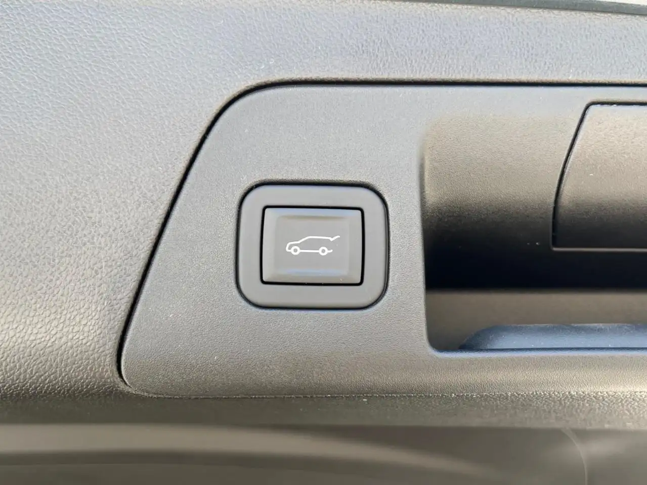 Buick Envision снимка Buick Envision
