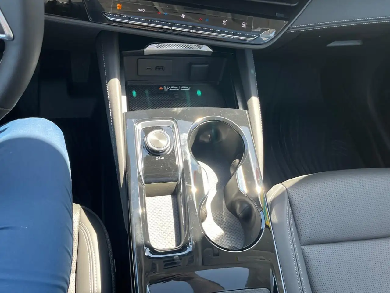 Buick Envision снимка Buick Envision