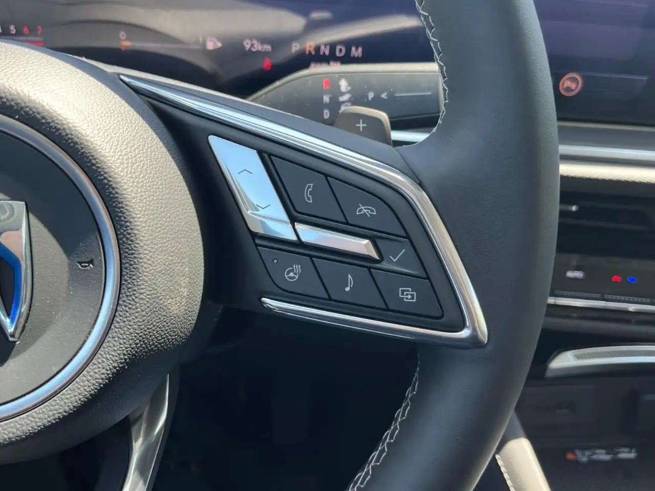 Buick Envision снимка Buick Envision